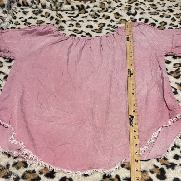 Standard grace boho embroidered raw hem cold shoulder bell sleeve tunic top - Picture 5 of 8